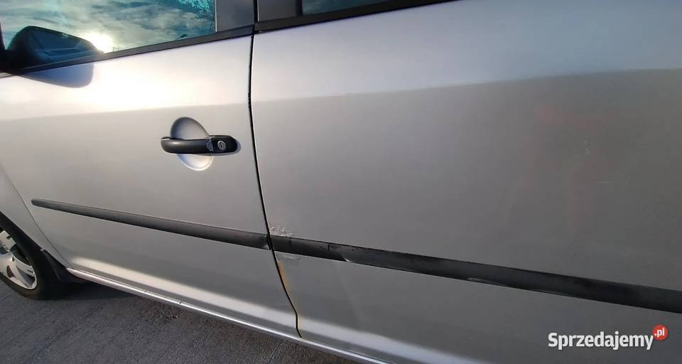 Volkswagen Touran 19 TDI bez DPF osoba prywatna Touran