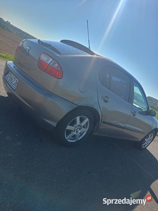 Seat Leon 1 16 Benzyna gaz