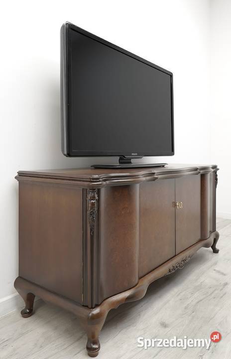 Zabytkowa komoda z lat 40tych w stylu