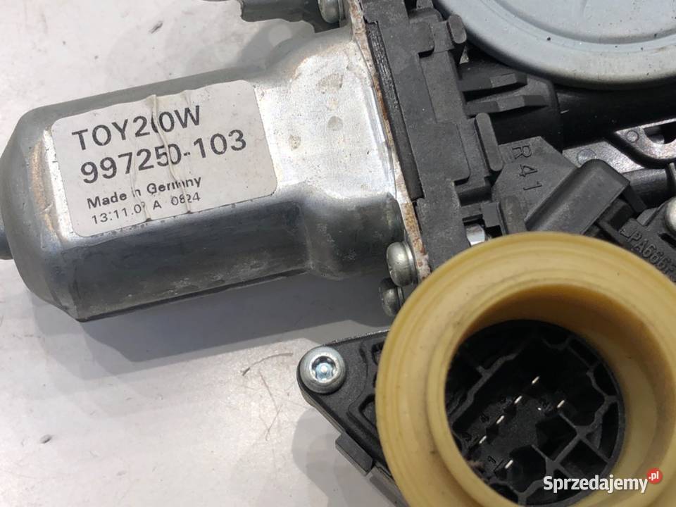 PODNOŚNIK SZYBY PRAWY PRZÓD TOYOTA COROLLA E13 osobowe sprzedam