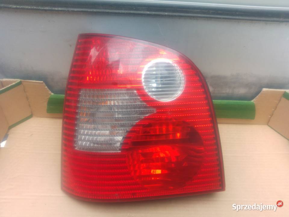 VW POLO 9N lampa lewa prawa 6Q6 945 258 A Dębno