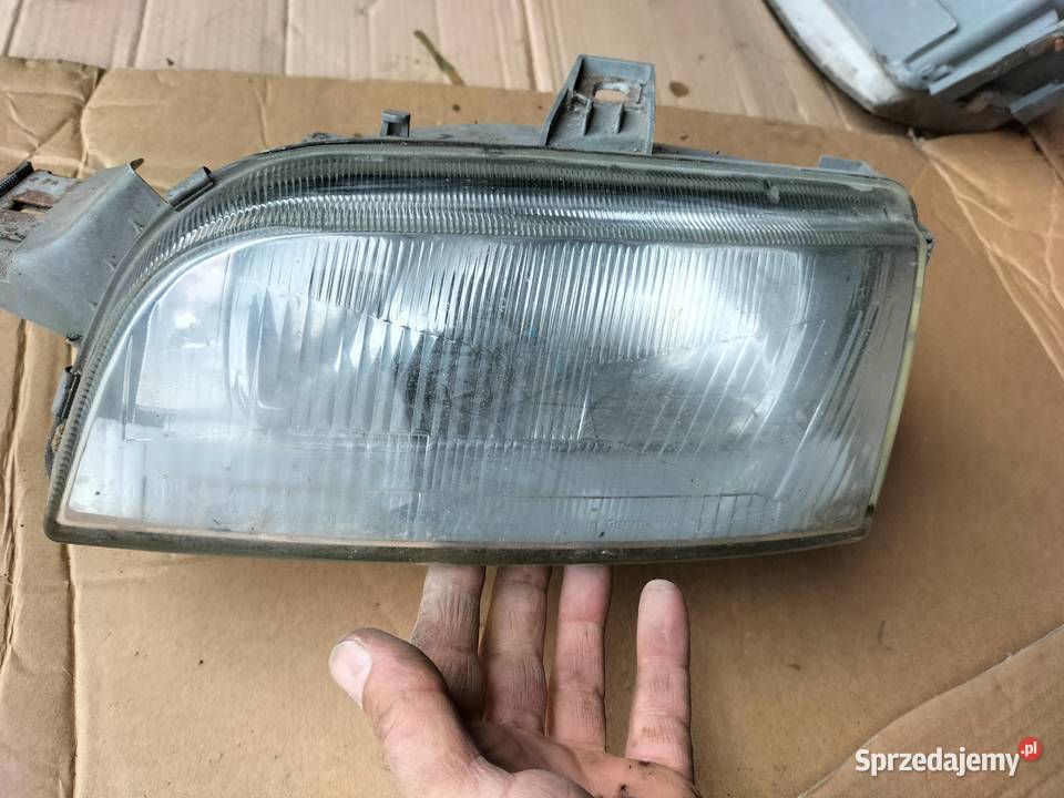 PUNTO 1 LAMPA PRZEDNIA LEWA Kamień-Kolonia