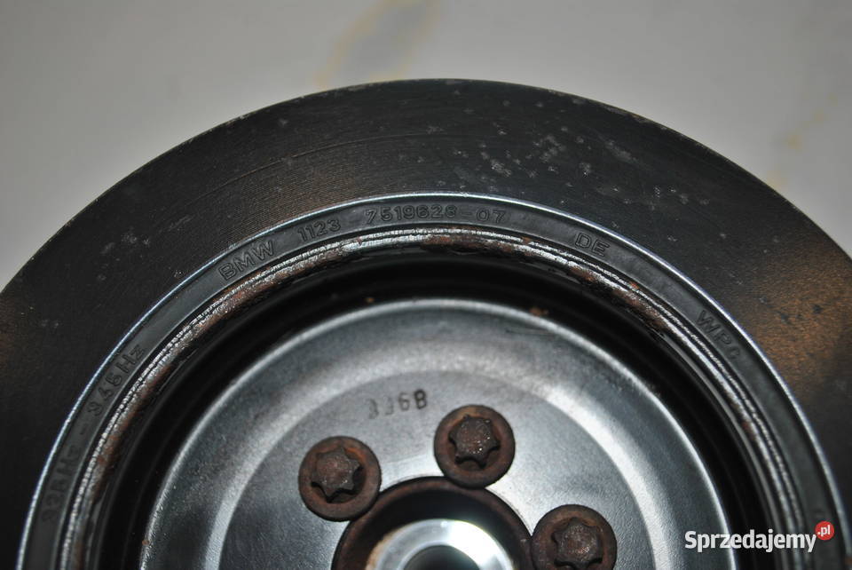 Koło pasowe BMW E90 E91 E92 E93 E60 E61 E63 E64 Poręba sprzedam