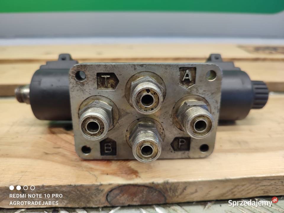 Elektrohydrauliczy zawór kierunkowy AZ101352 Wilkowo
