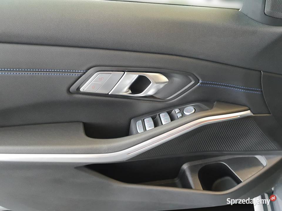 318i M Sport aut ASR (kontrola trakcji)