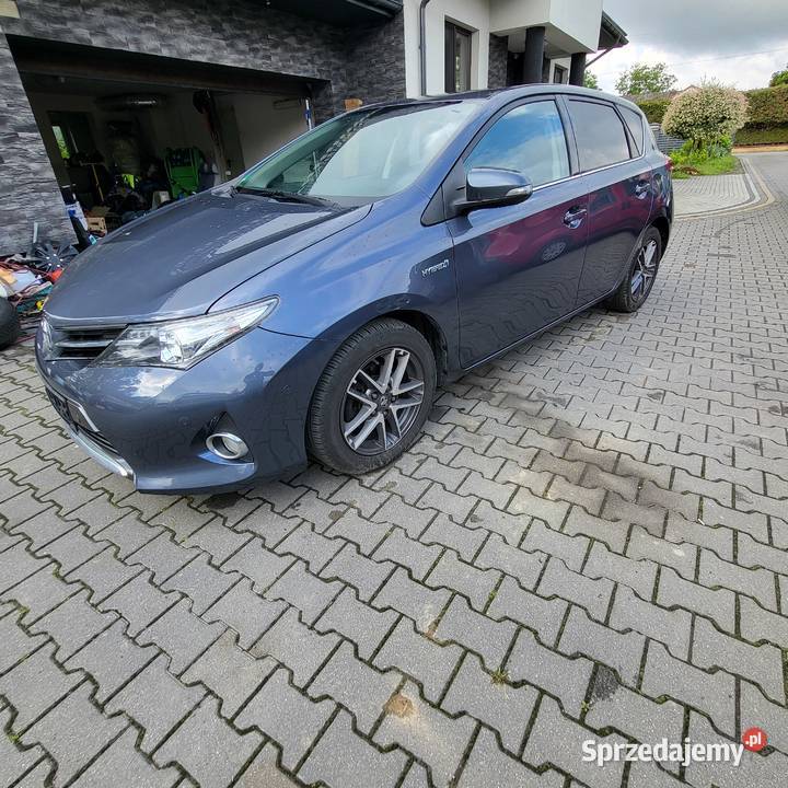 Toyota Auris Hybryda nieuszkodzony Góra Kalwaria sprzedam