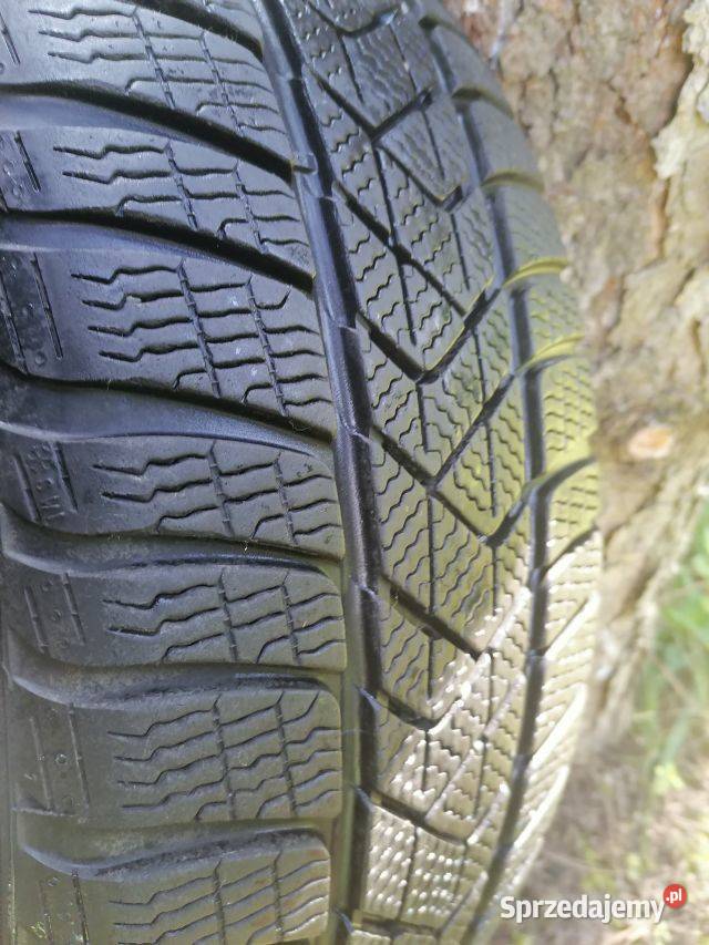 Opony zimowe Pirelli Sotozero 3 215 50 18 Tarnów