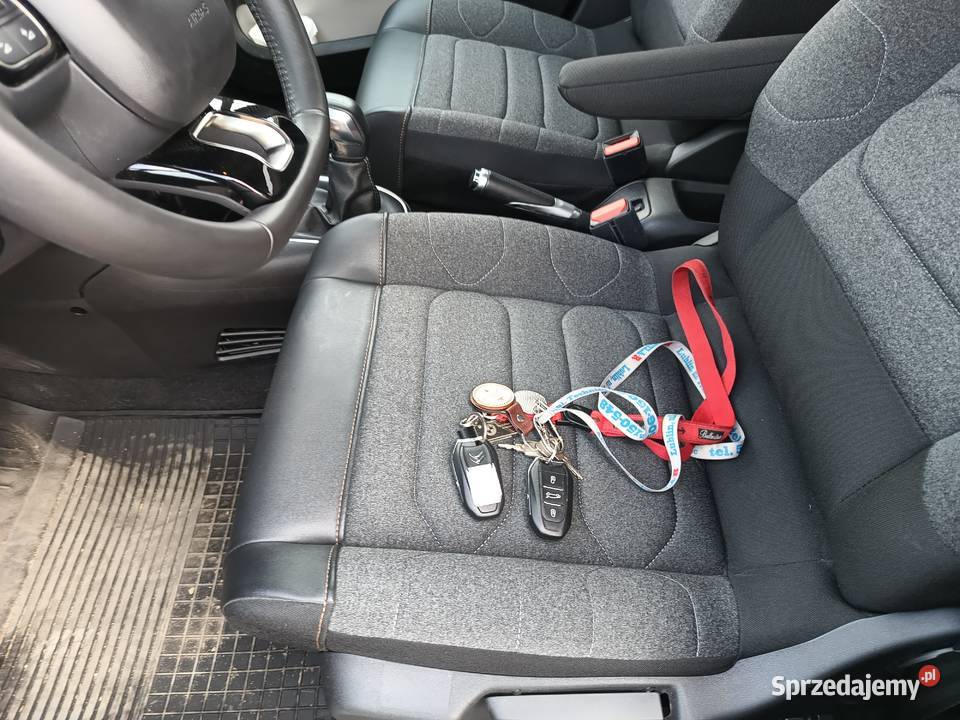 Citroen C3 III wersja shine kamera nawigacja Wołoskowola