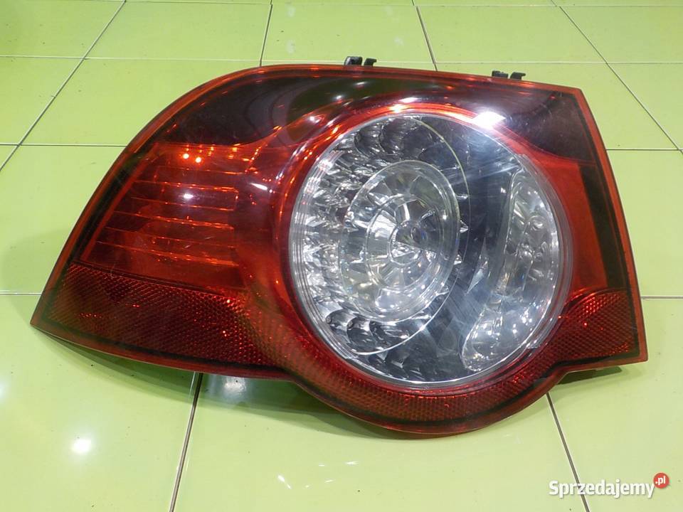VW EOS 14 TSI 10r 2D lampa lewa tyl Suków