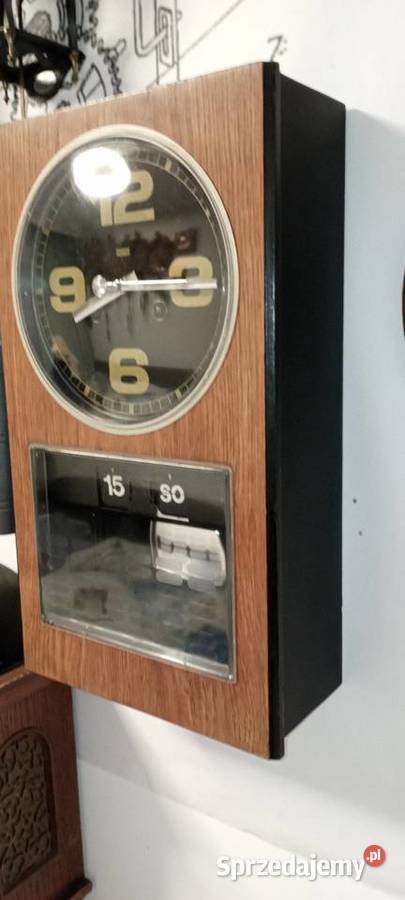 Zegar ścienny Metron z datownikiem 1980 r Pozostałe lubuskie Żary sprzedam