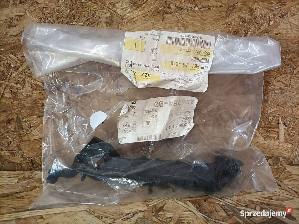 AUDI TT 16 ŚLIZG MOCOWANIE ZDERZAKA LEWY PRZÓD Części samochodowe Pleszew