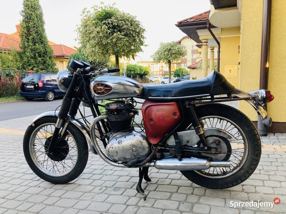BSA Lightning 650 cc cafe racer piękna baza Rzeszów
