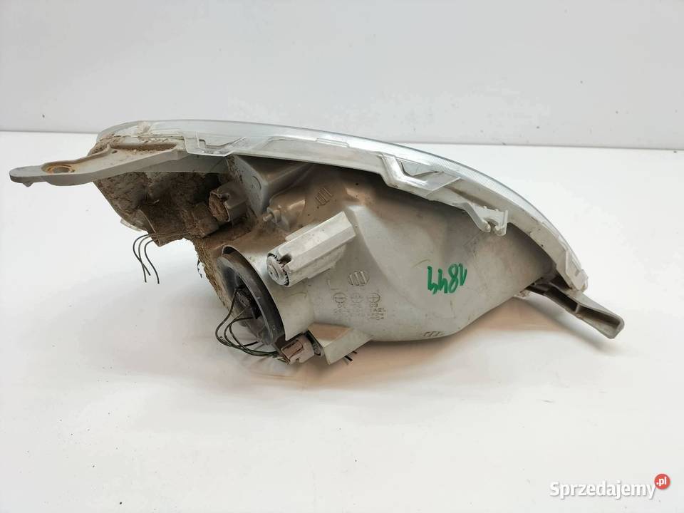 LAMPA PRZÓD LEWA EU PRZED LIFT ŁADNA Toyota świętokrzyskie