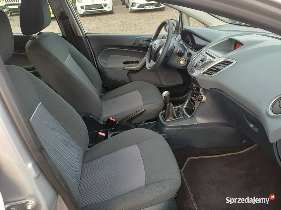 Ford Fiesta Serwisowany BEZWYPADKOWYKlima Chrzanów