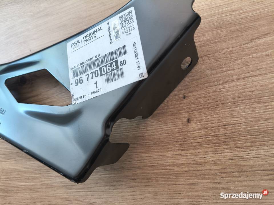 Wspornik fartucha prawy Berlingo K9 9677006480 Części samochodowe Lublin