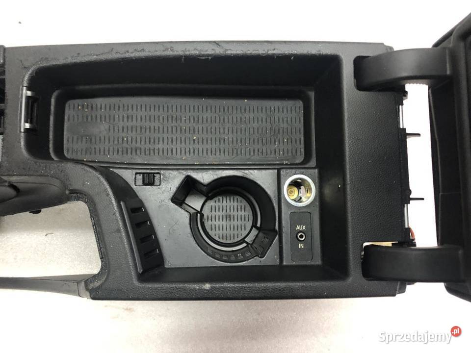 TUNSEL ŚRODKOWY PODŁOKIETNIK 7153713 BMW E90