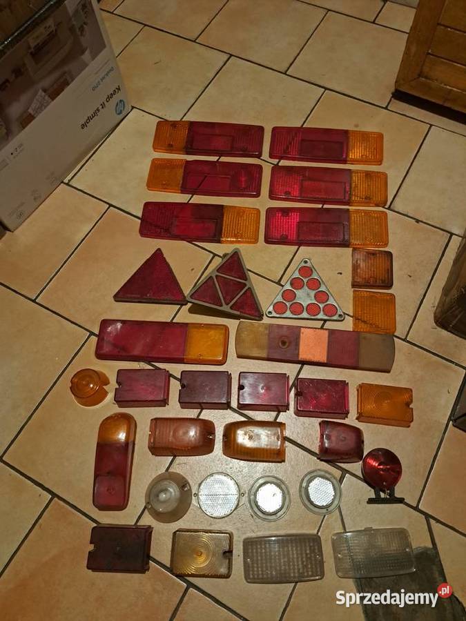 klosze lamp tylnich żuknysatarpan przyczepa PRL