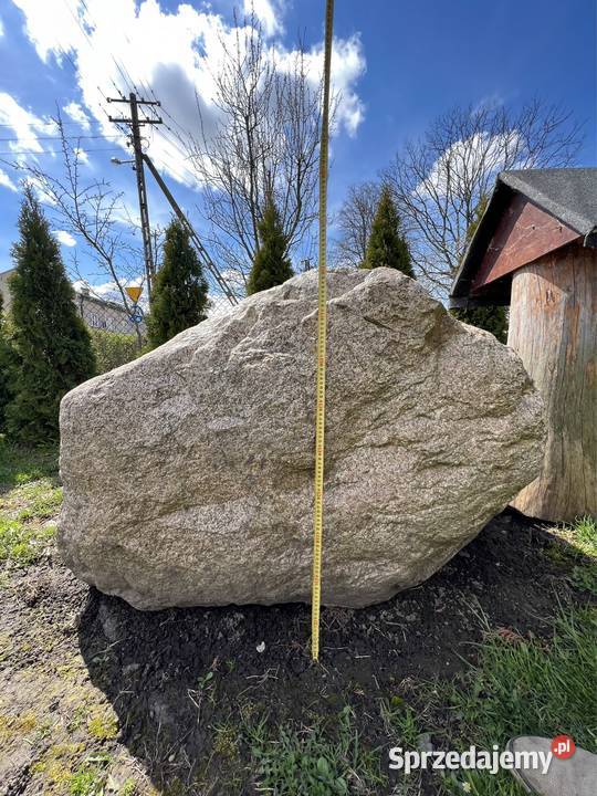 Głazy ozdobne