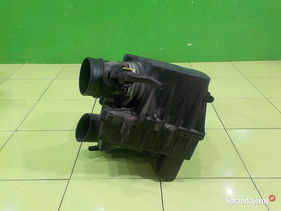 OPEL CORSA E 13 CDTI 17r HB 3D obudowa filtra Suków