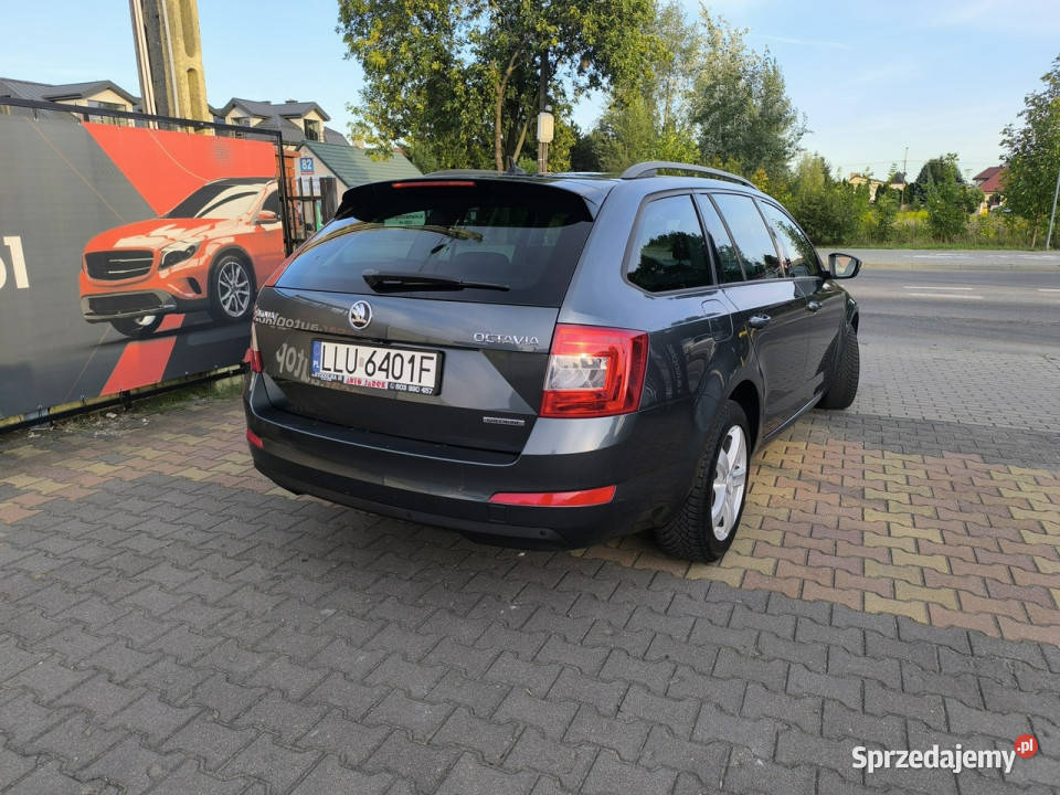 koda Octavia 20 TDi 150 Klimatronic Navi III wielofunkcyjna kierownica lubelskie Łuków