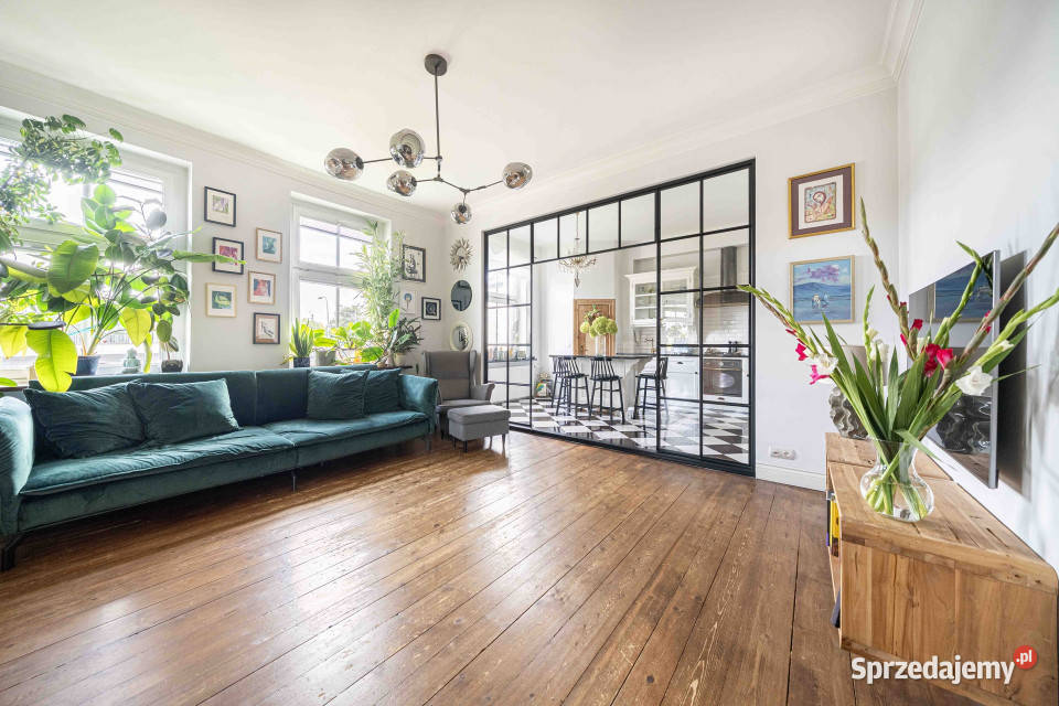 Wyjątkowe klimatyczne balkon kamienica Jeżyce Poznań