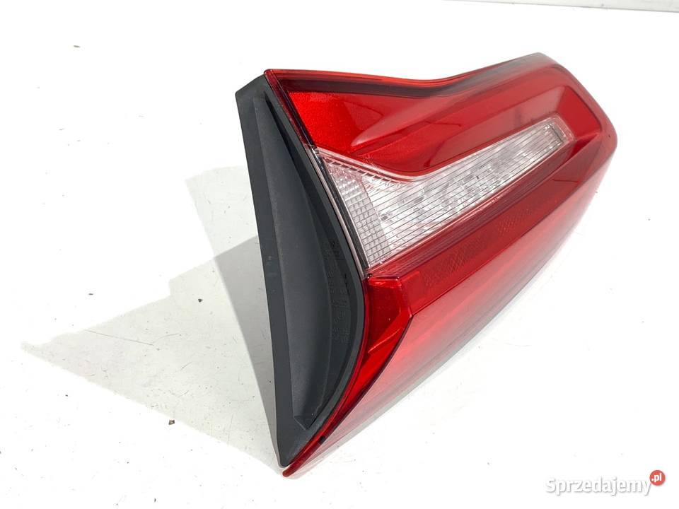 LAMPA TYŁ PRAWA WEWNĘTRZNA FORD FOCUS IV osobowe