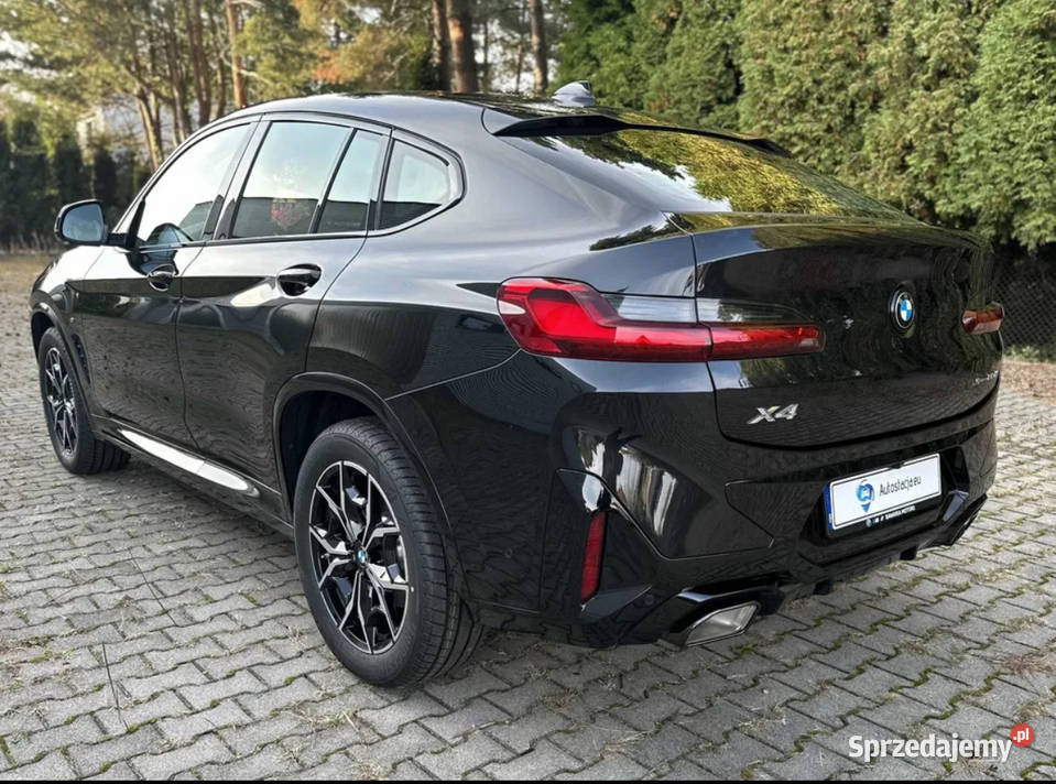 BMW X4 XDrive MPAKIET wynajem z wykupem w kwocie Transport Gliwice wynajem pojazdu