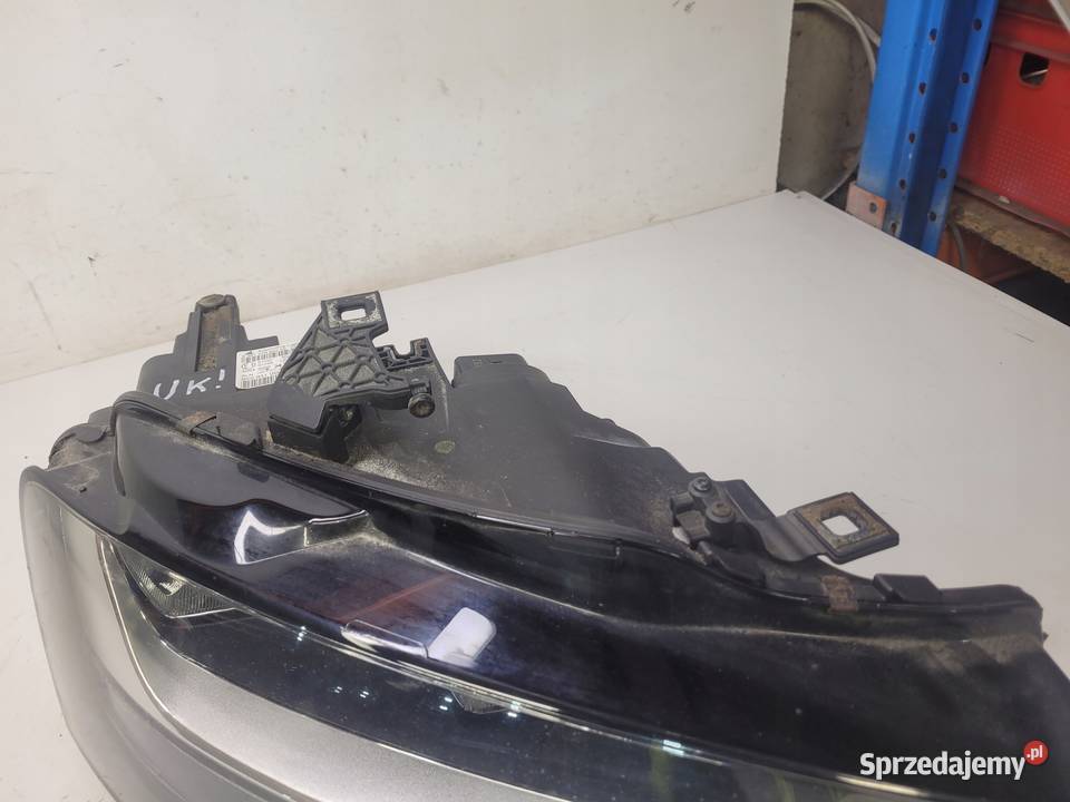 REFLEKTOR PRAWY PRZÓD AUDI A4 B8 LIFT Przystajń