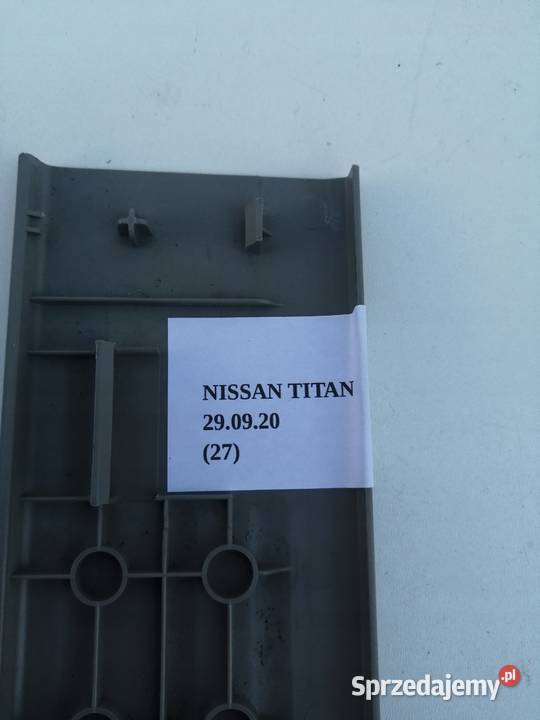 LISTWA PROGOWA PRZEDNIA PRAWYCH DRZWI NISSAN Nowy Tomyśl sprzedam