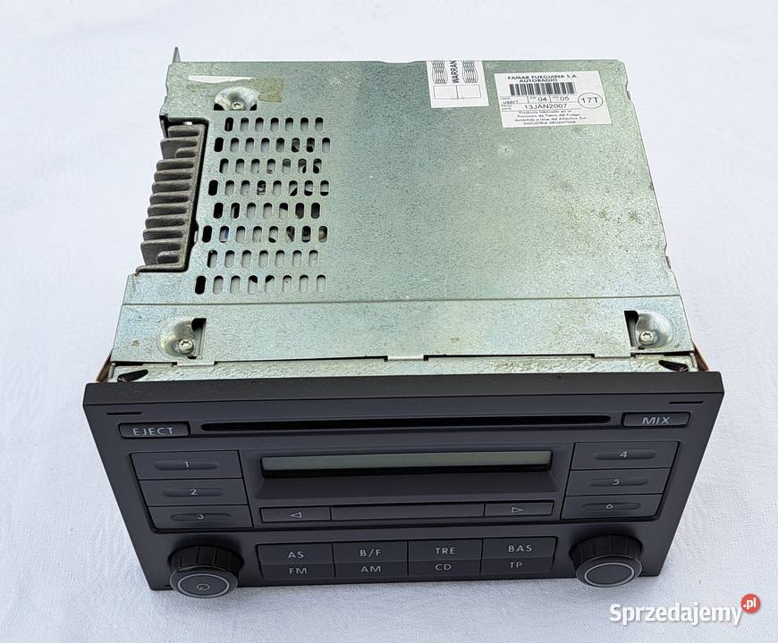 RADIO RCD 200 VW TRANSPORTER T5 POLO 9N