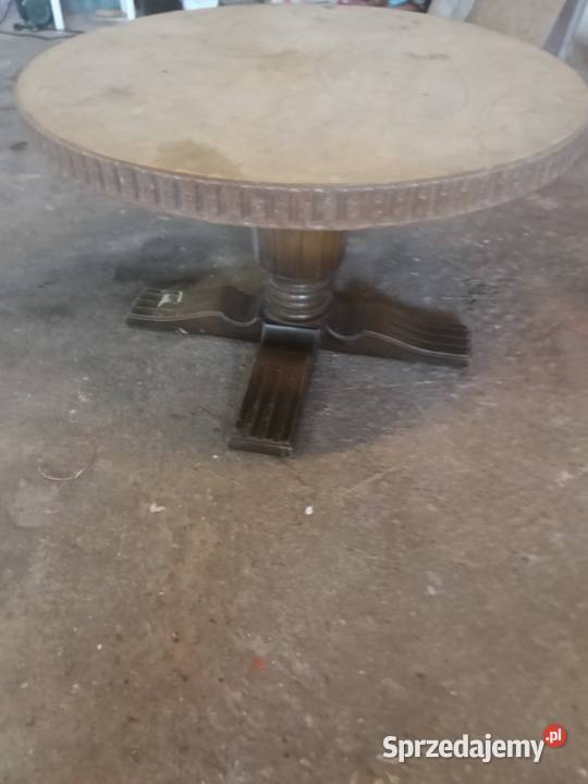 Okrągły stół drewniany renowacji Nawojowa