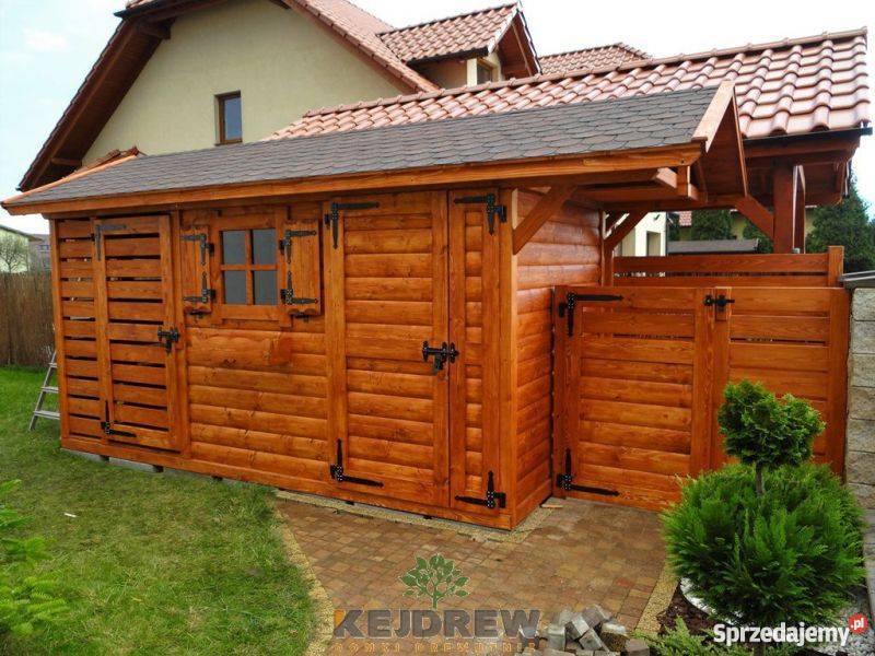 Domek z szerokimi drzwiami z okienkiem drewutnia śląskie Piła Pierwsza sprzedam