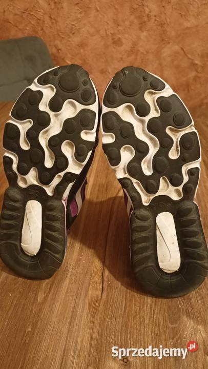 Buty Nike Air 70 react tkanina Strzyżów