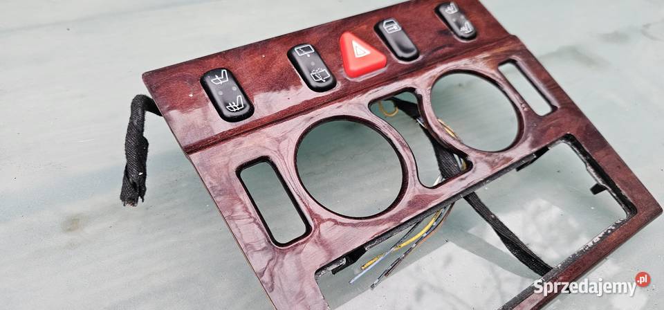 Ramka radia dekor mercedes w210 2106830308 osobowe Pozostałe Zbąszyń