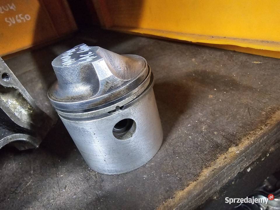 Yamaha 4 AC cylinder tłok 4 4ac blok silnika Jelenia Góra sprzedam