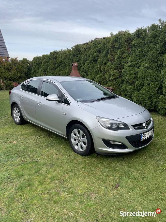 Opel Astra 14 Turbo LPG 140KM