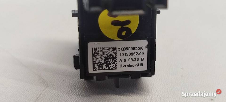 SKODA KAROQ PRZEŁĄCZNIK SZYBY 5G0959855K