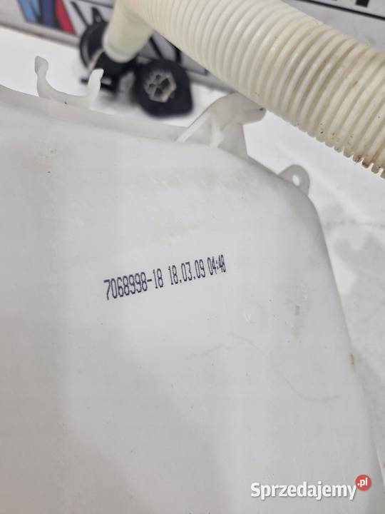 BMW E90 E91 E87 E81 E84 ZBIORNIK PŁYNU