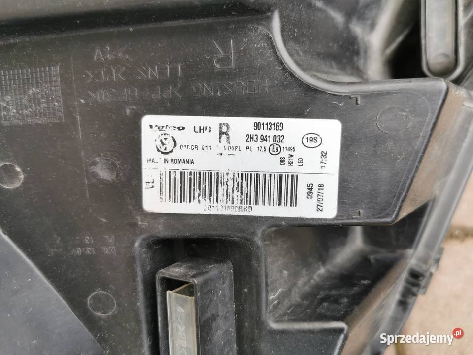 lampa VW AMAROK xenon LED prawa przód 2H3941032 dolnośląskie