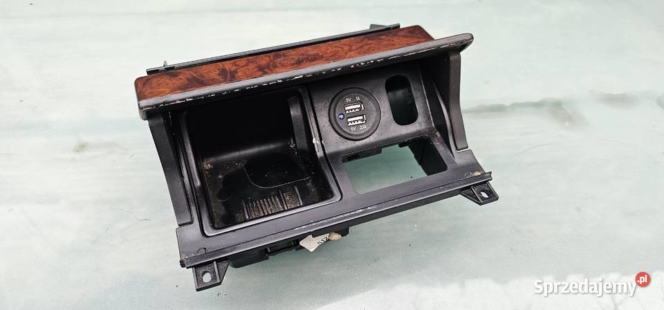 Popielniczka elegance mercedes w210 Zbąszyń