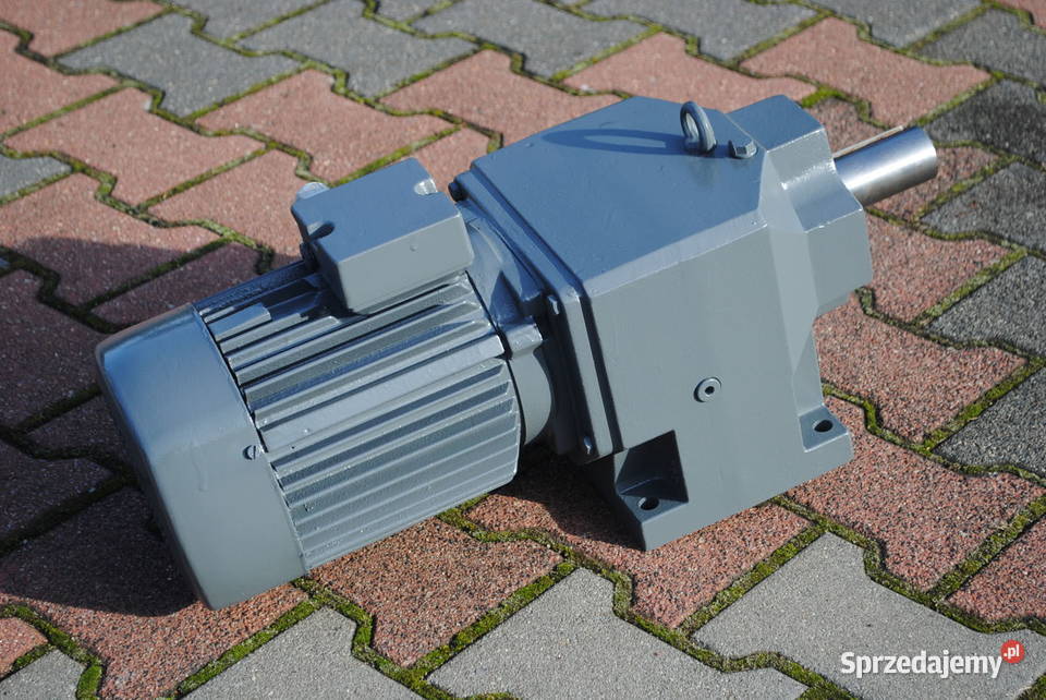 Motoreduktor 22kw 166obrmin KEB G42ADK100L4 Kargowa