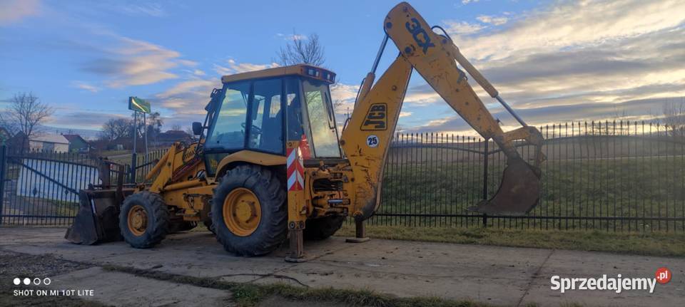 koparkoładowarka cat 428D CATERPILLAR 428 D Rok produkcji 2004 Motoryzacja Nowy Sącz