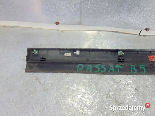 LISTWA DRZWI LEWY TYŁ DOLNA VW PASSAT B5 LIFT