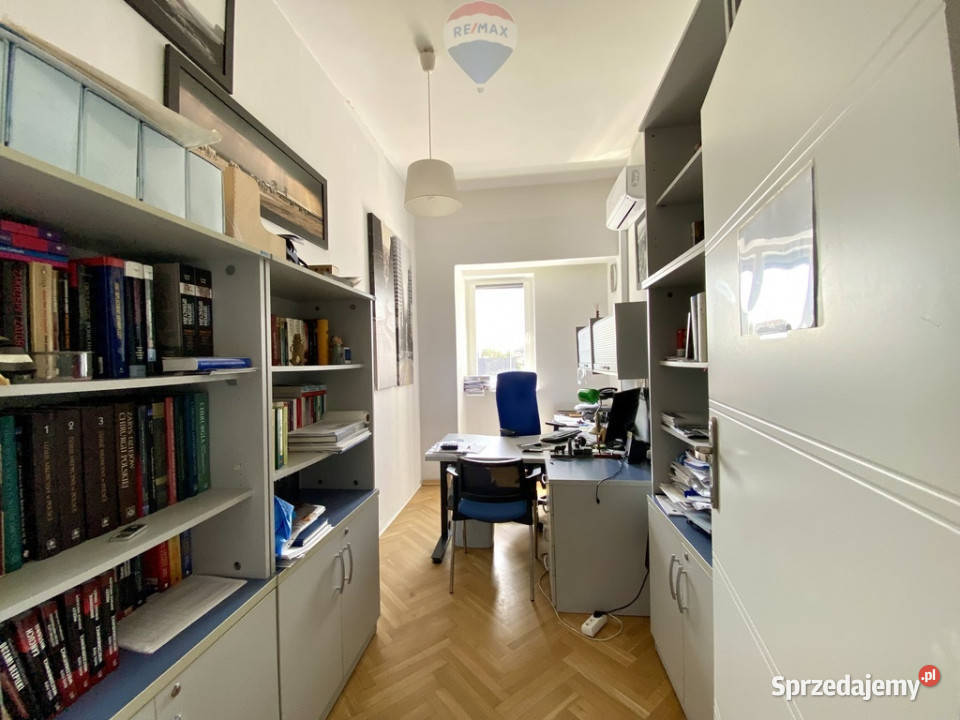 Młodzieńcza lokal idealny na biuro Warszawa sprzedam