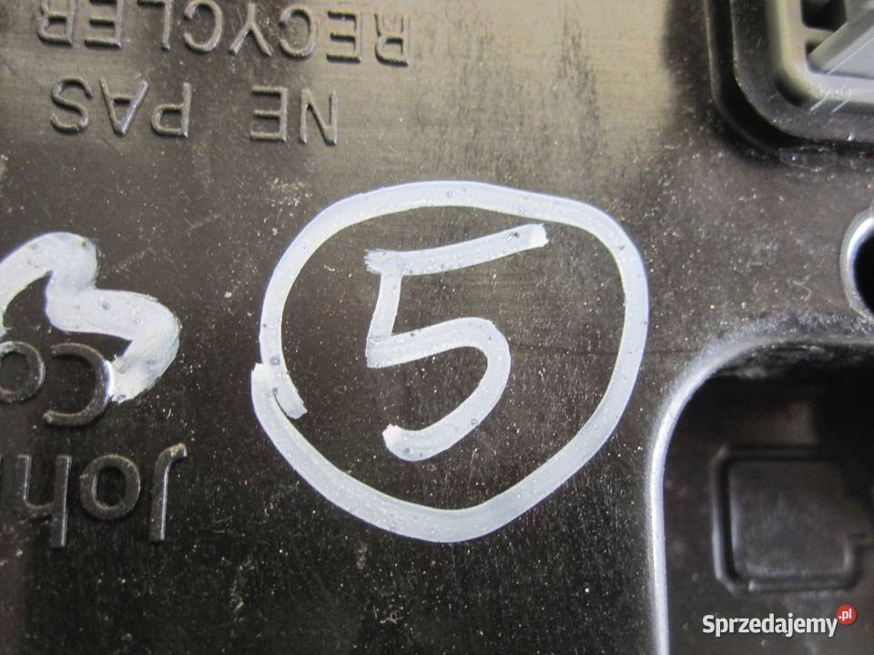 OPEL VIVARO B 16r moduł BCM 284B10847R Rok produkcji 2016