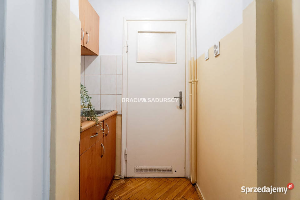 Mieszkanie sprzedam Kraków Litewska 2204m2 1 Sprzedaż