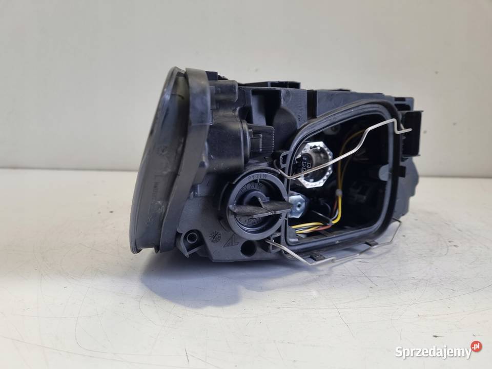 LAMPA LEWA Volvo S40 II V50 LIFT 07 XENON osobowe Rudka