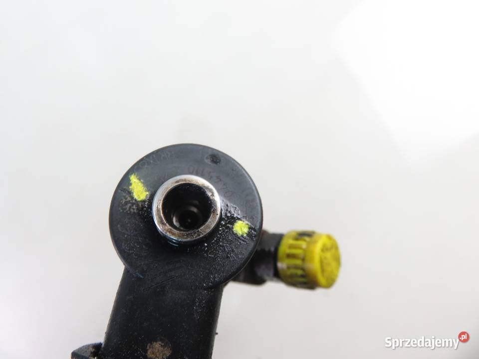 WTRYSKIWACZ KIA SORENTO I JC 25 CRDi 0445110275