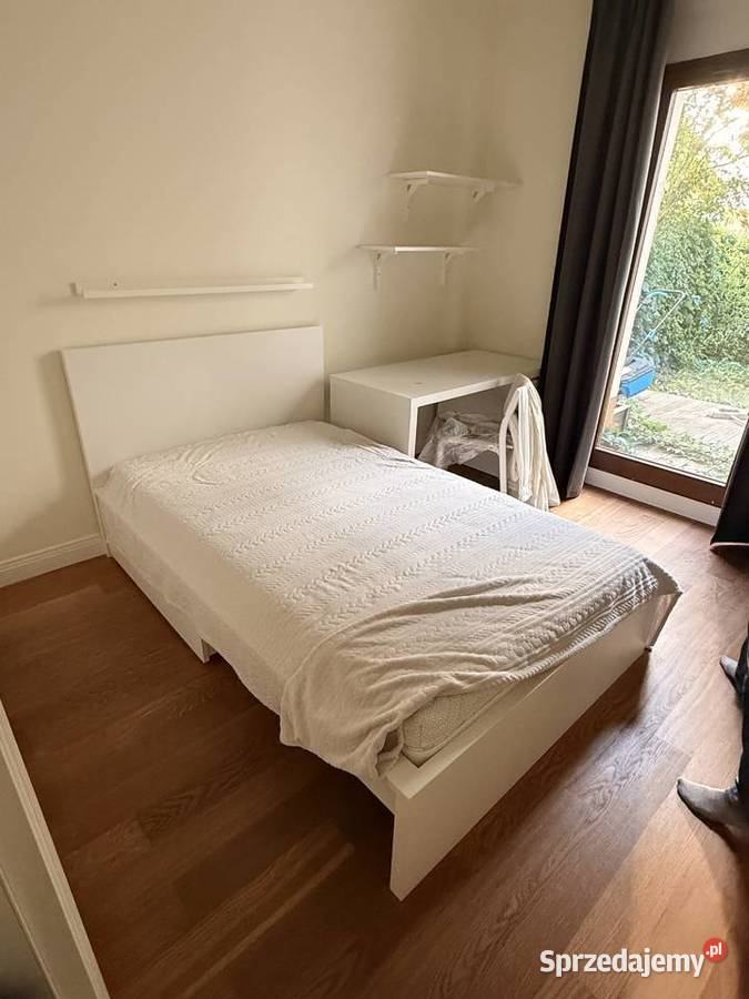 Łóżko z materacem 140x200 w stanie Łóżka Warszawa