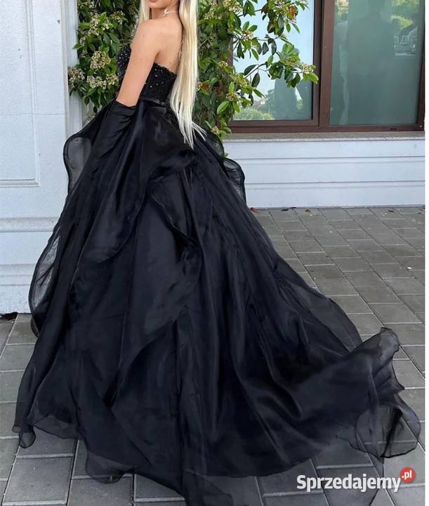 Suknia balowa tiulowa księżniczka